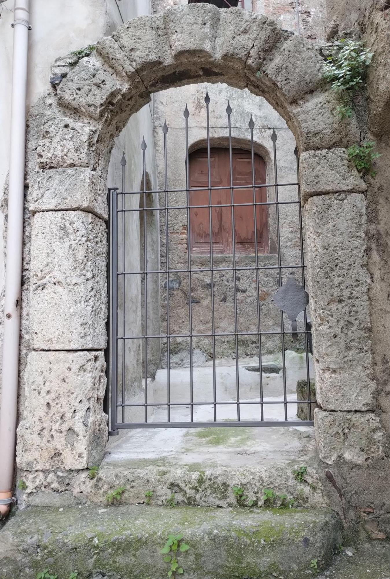 La Camera Nel Villaggio Mesina Exterior foto