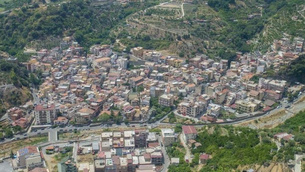 La Camera Nel Villaggio Mesina Exterior foto